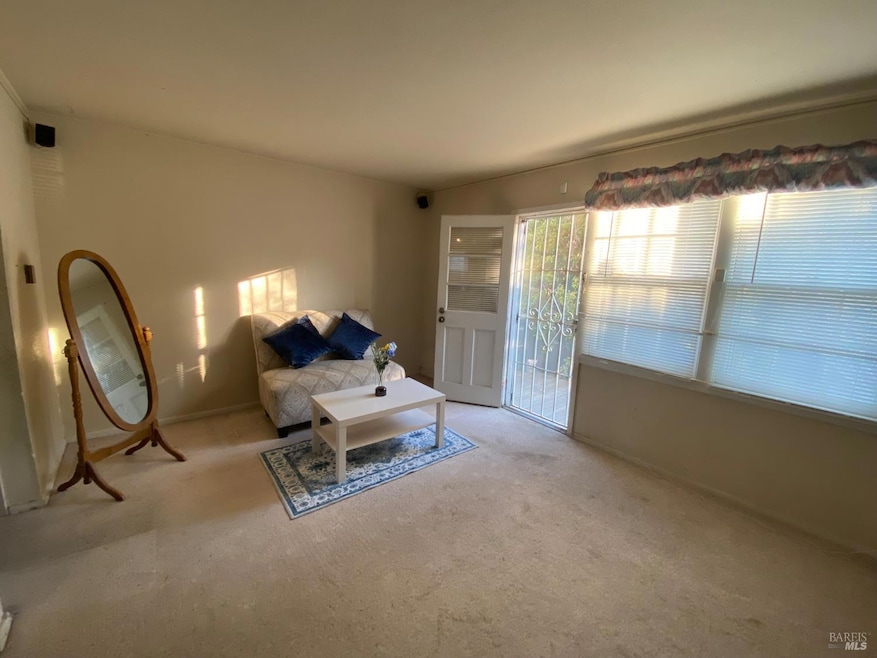 Sold $230,000 • Co-Listing Agent