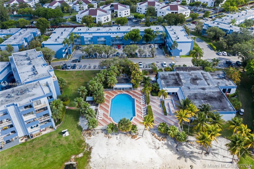 Pending $264,900 • Co-Listing Agent