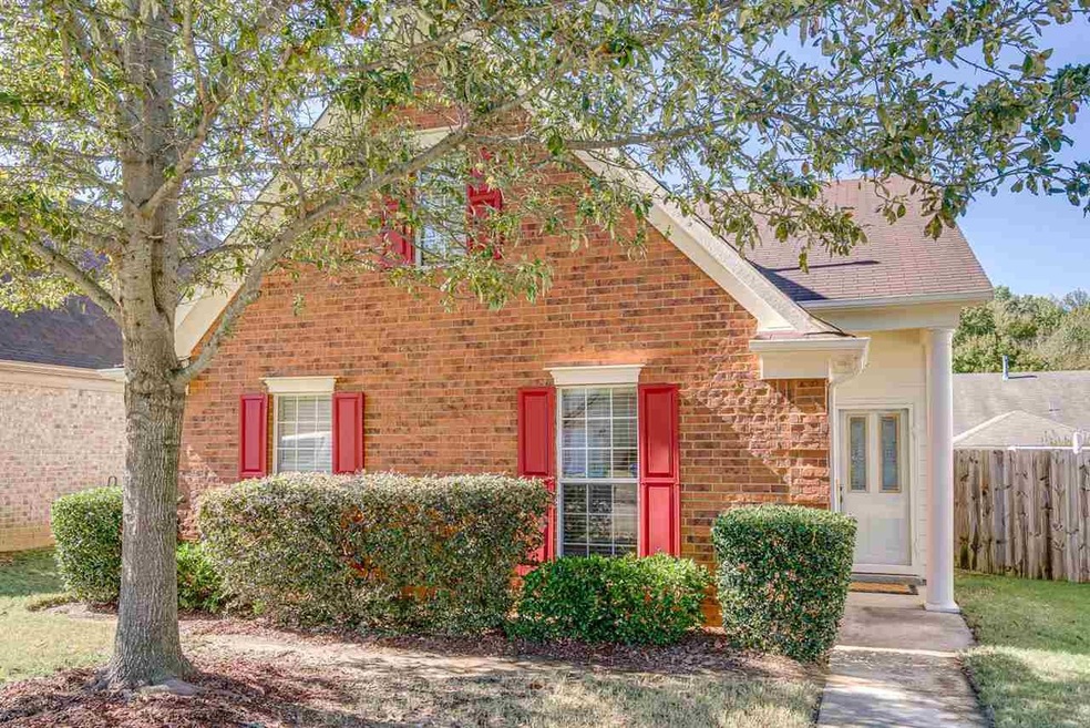 919 Divi Ln, Cordova, TN 38018 - photo 1