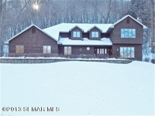 207 Michaelwood Dr, Winona, MN 55987 - photo 1