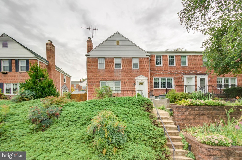 8124 Clyde Bank Rd, Towson, MD 21286 - photo 1