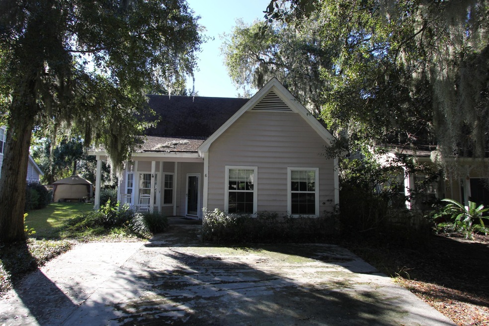 6 Mariners Ct, Port Royal, SC 29935 - photo 1