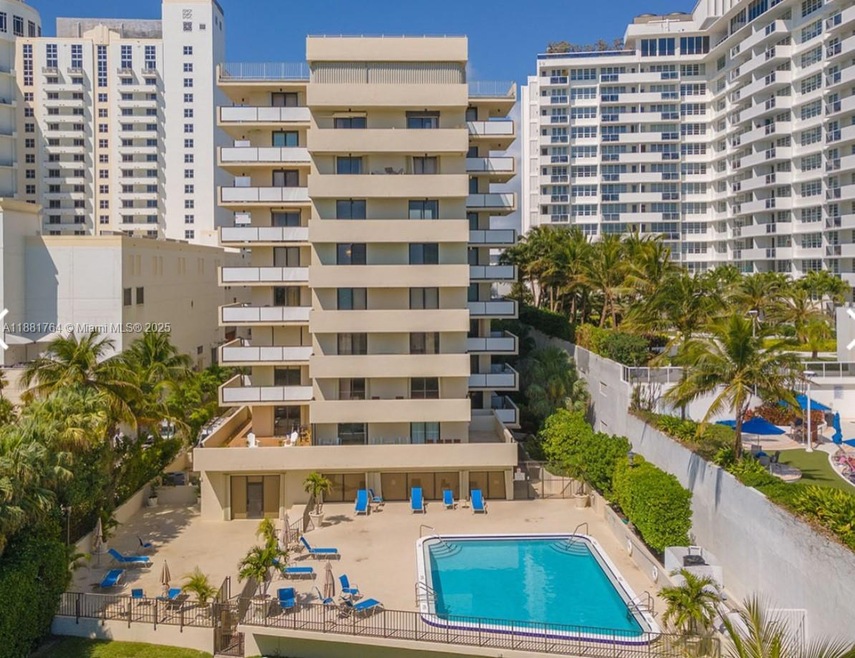 The Georgian Condominium unit 701, Miami Beach, FL 33139 - photo 1