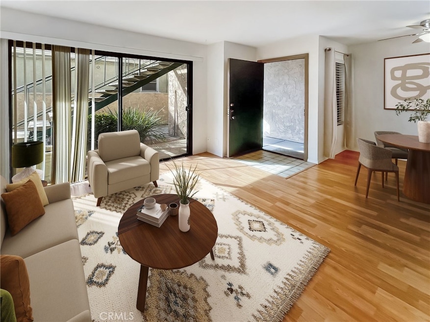 Virtual staged living/dining