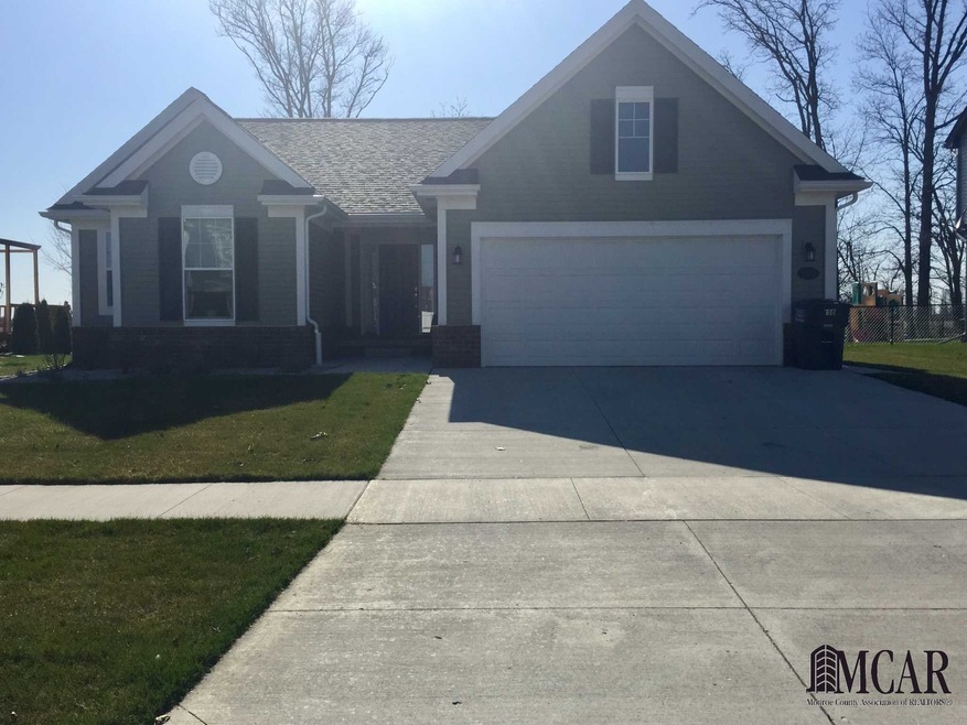 9385 Maple Ridge Dr, Newport, MI 48166 - photo 1