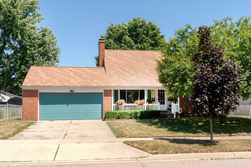 1712 Gay Lane