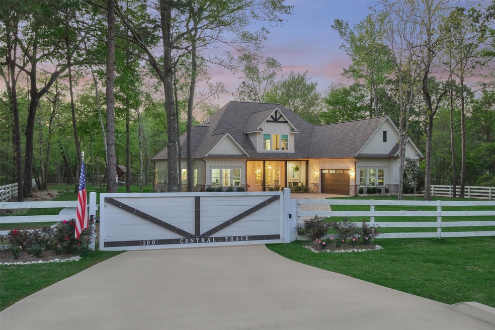 100 Central Trace Dr, Montgomery, TX 77316 - photo 1