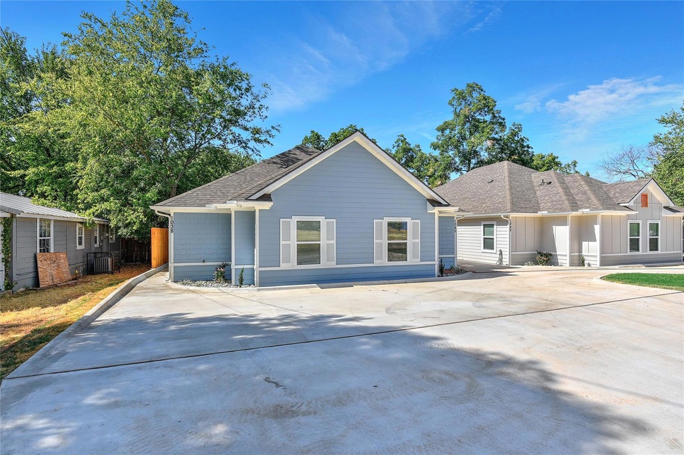 1038 Dubois St, Denison, TX 75020 - photo 1