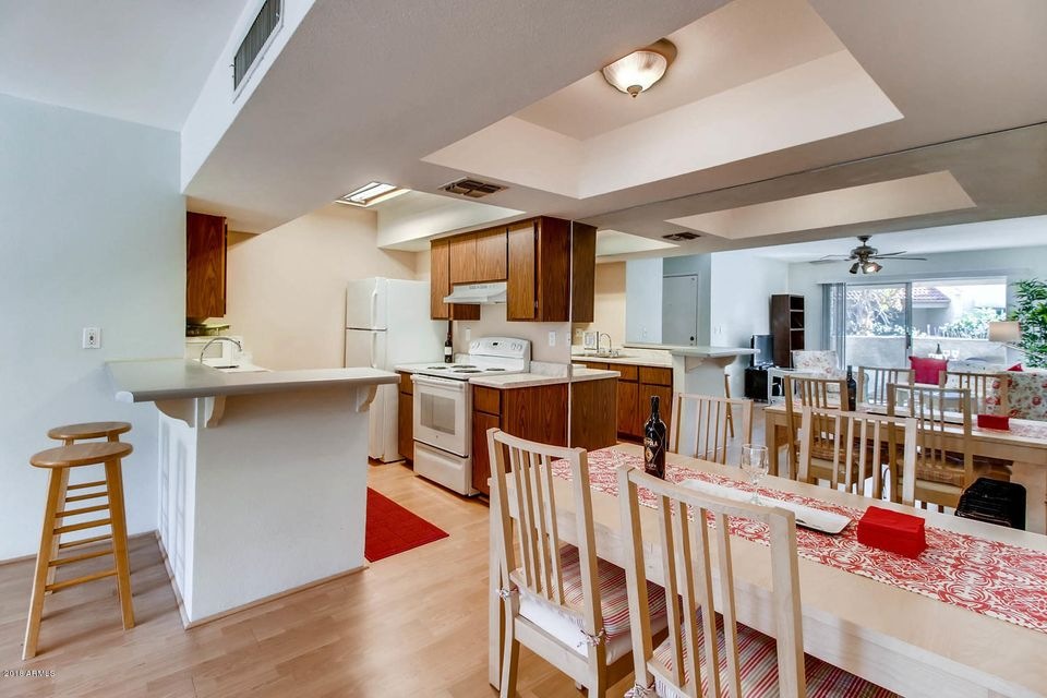 Kitchen/Dining