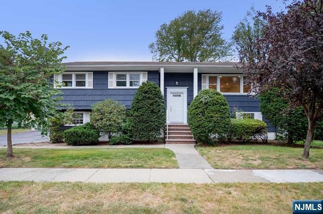 5-22 2nd St unit 1X, Fair Lawn, NJ 07410 - photo 1