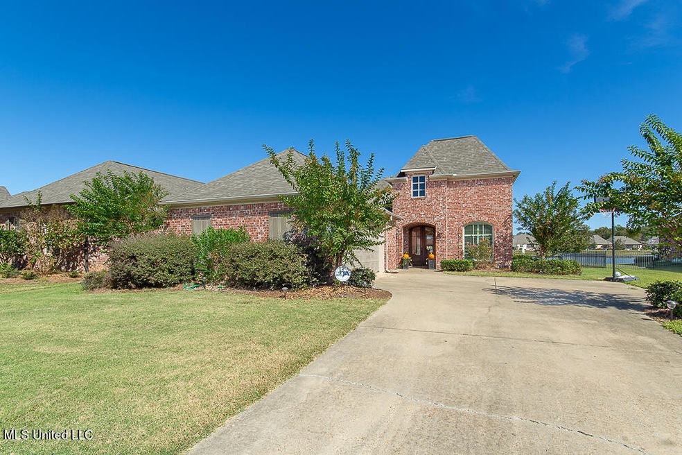 120 Martinique Dr, Madison, MS 39110 - photo 1