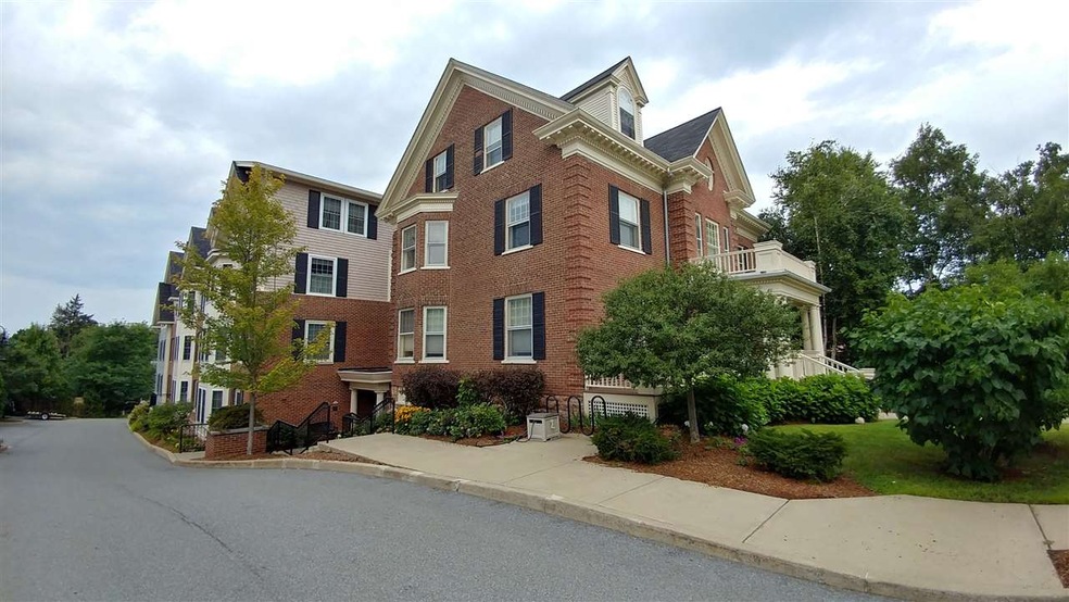 81 S Williams St unit 206, Burlington, VT 05401 - photo 1