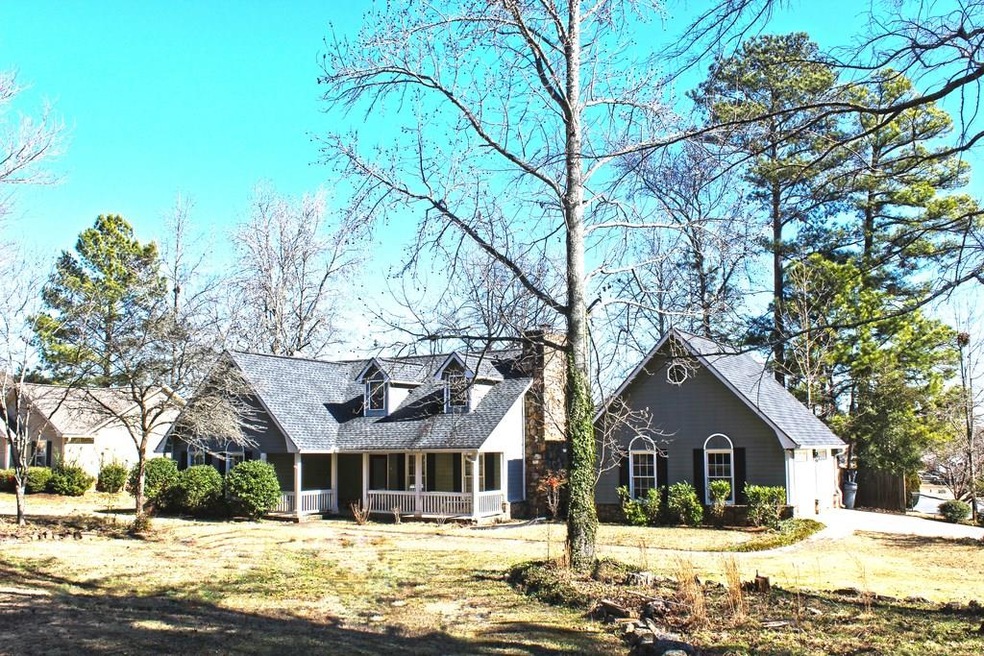 1370 Old Summerville Rd