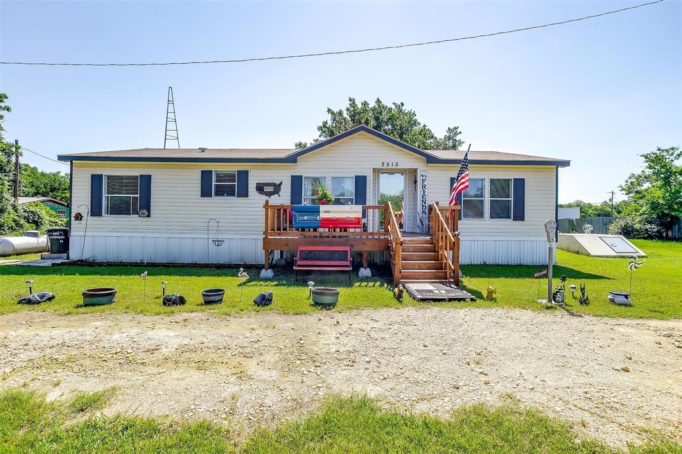 2510 Chickering Ct, Cleburne, TX 76031 - photo 1