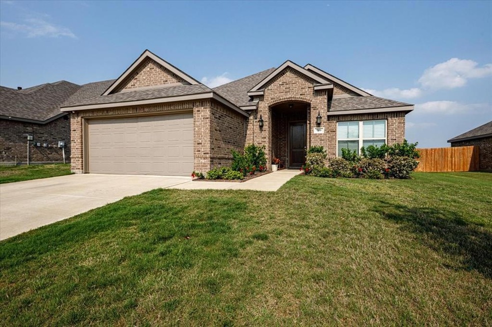 709 Waterford Way, Joshua, TX 76058 - photo 1