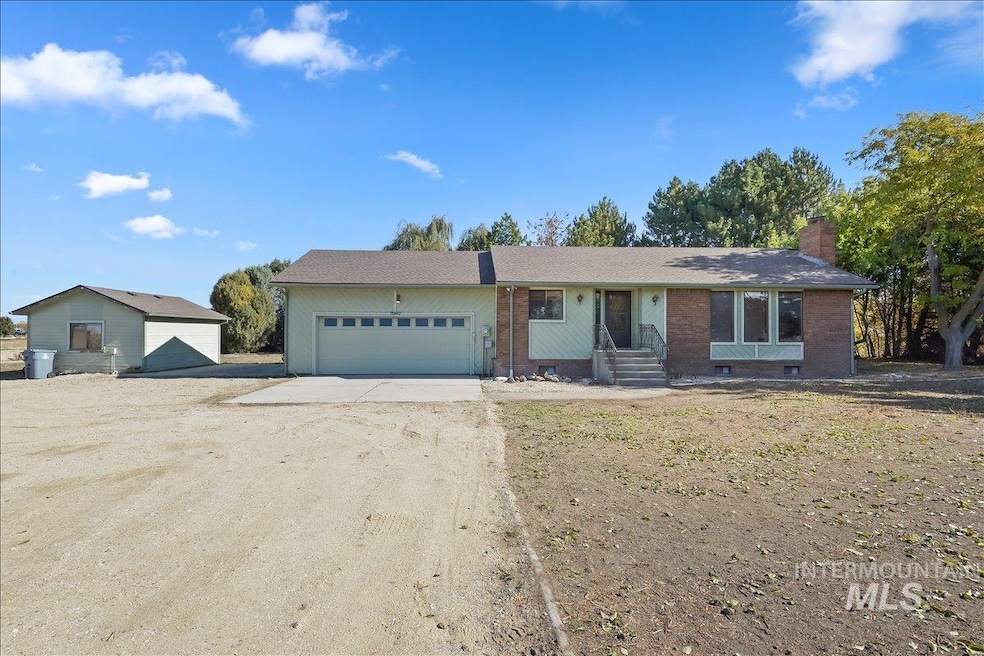 Pending $425,000 • Co-Listing Agent