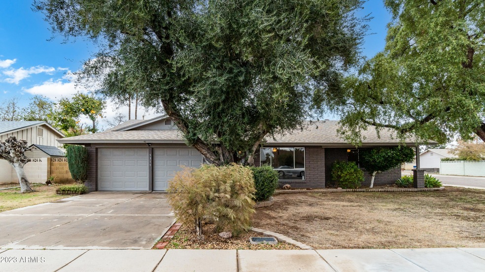 5319 S Hazelton Ln-1