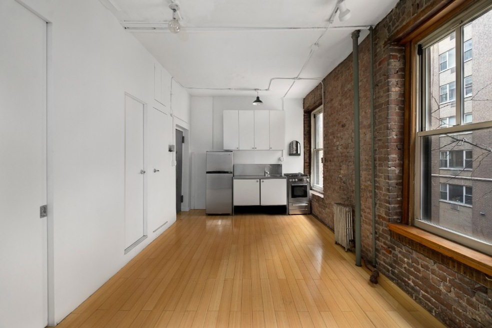 308 Mott St unit 1B, New York, NY 10012 - photo 1