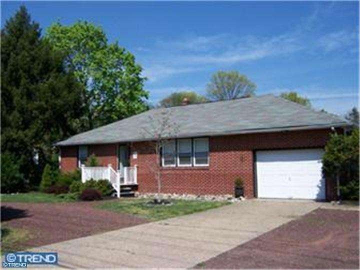 827 E Evesham Rd, Glendora, NJ 08029 - photo 1