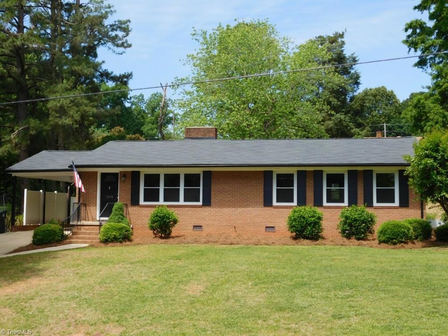 1656 Arrow Wood Rd, Asheboro, NC 27205 - photo 1