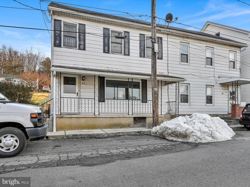 45 Walnut St, Middleport, PA 17953 - photo 1