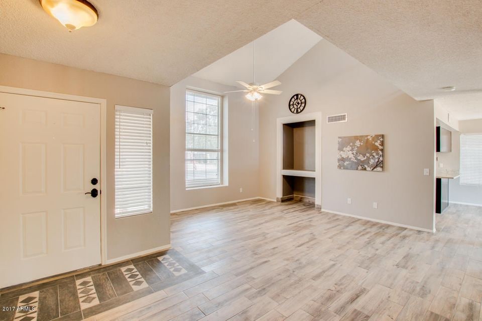 1137 E Del Rio St, Chandler, AZ 85225 - photo 1