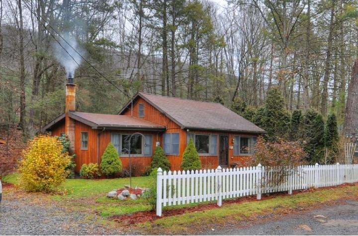 15 Bass Dr, Ashland, PA 17921 - photo 1