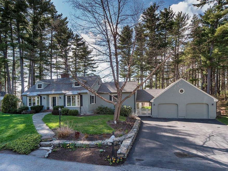 10 Glenhaven Cir W, Saco, ME 04072 - photo 1