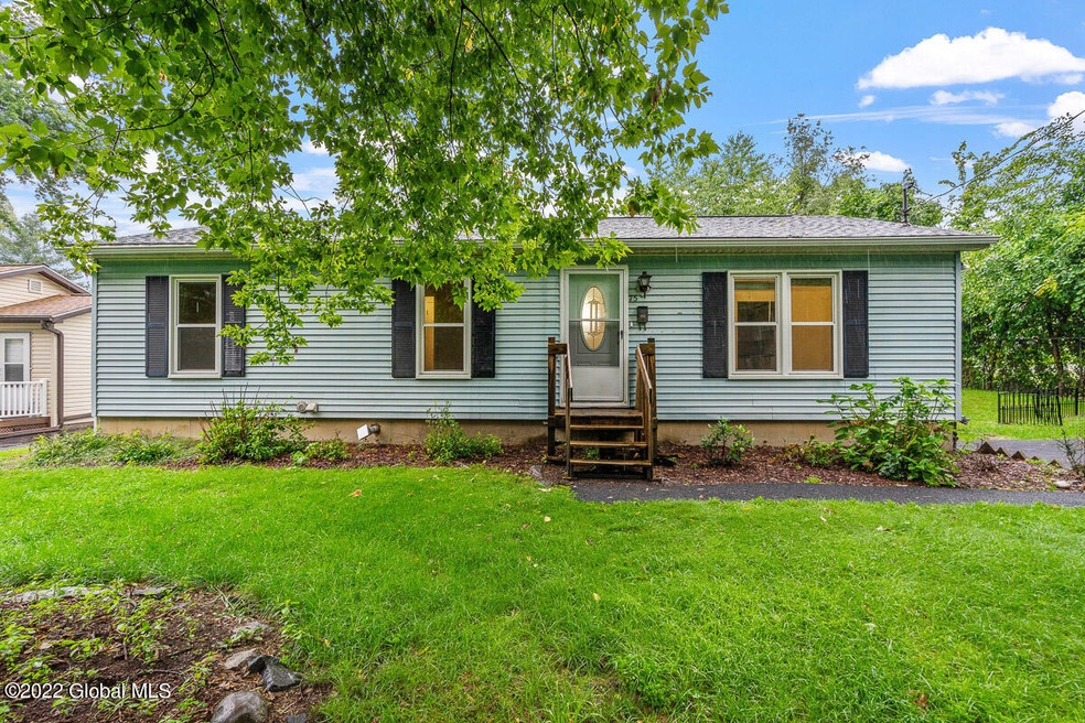 75 Thompson St, Troy, NY 12180 - photo 1