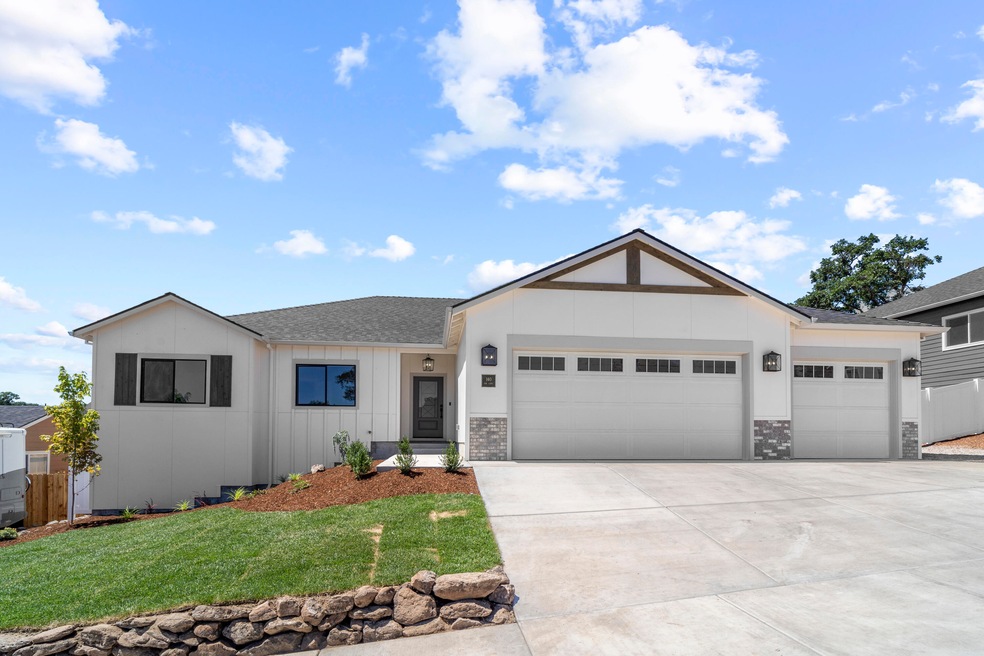 140 Oak Point Drive