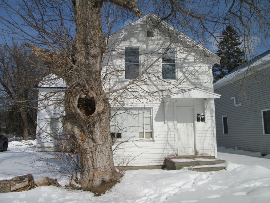 238 Backus St, Cheboygan, MI 49721 - photo 1
