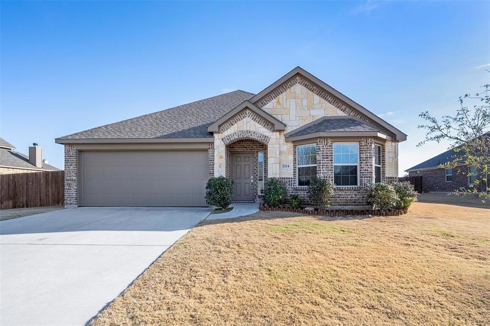 2214 Louis Trail, Weatherford, TX 76087 - photo 1