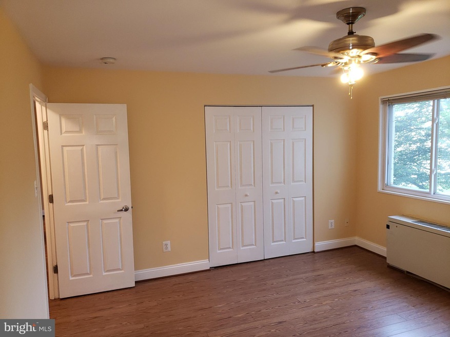 1001 Chillum Rd unit 219, Hyattsville, MD 20782 - photo 1