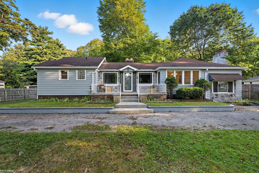 3130 Simpson Rd, Fort Gratiot, MI 48059 - photo 1