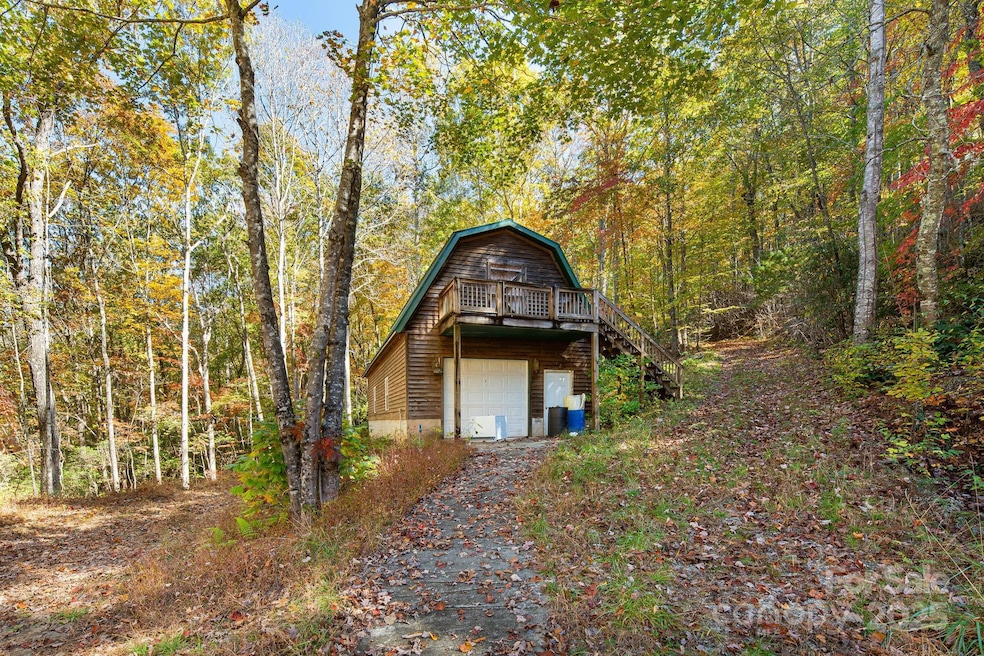 5389 Cascade Lake Rd, Cedar Mountain, NC 28718 - photo 1