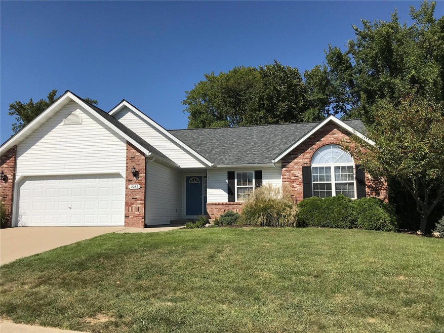 2025 Pinehurst Way, Maryville, IL 62062 - photo 1