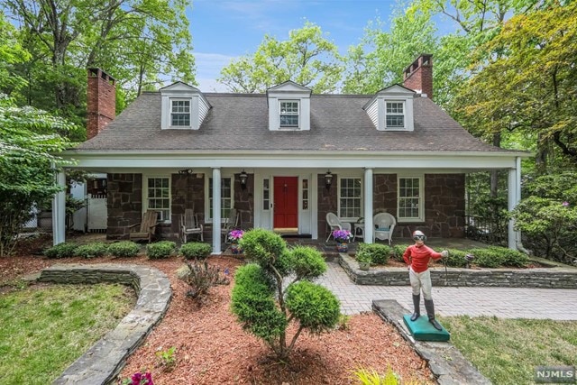 Sold $995,000 • Co-Listing Agent