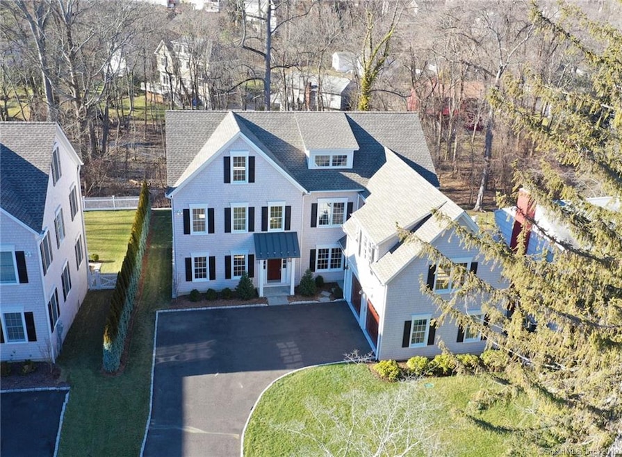 37.5 Witch Ln, Norwalk, CT 06853 - photo 1