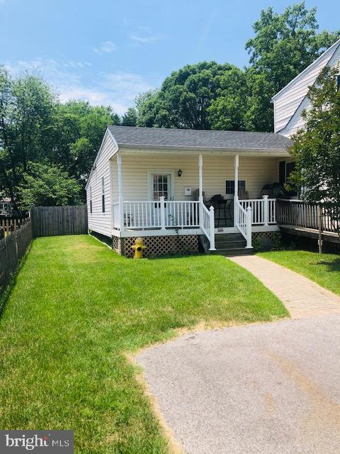 1215 Hillside Rd, Pasadena, MD 21122 - photo 1