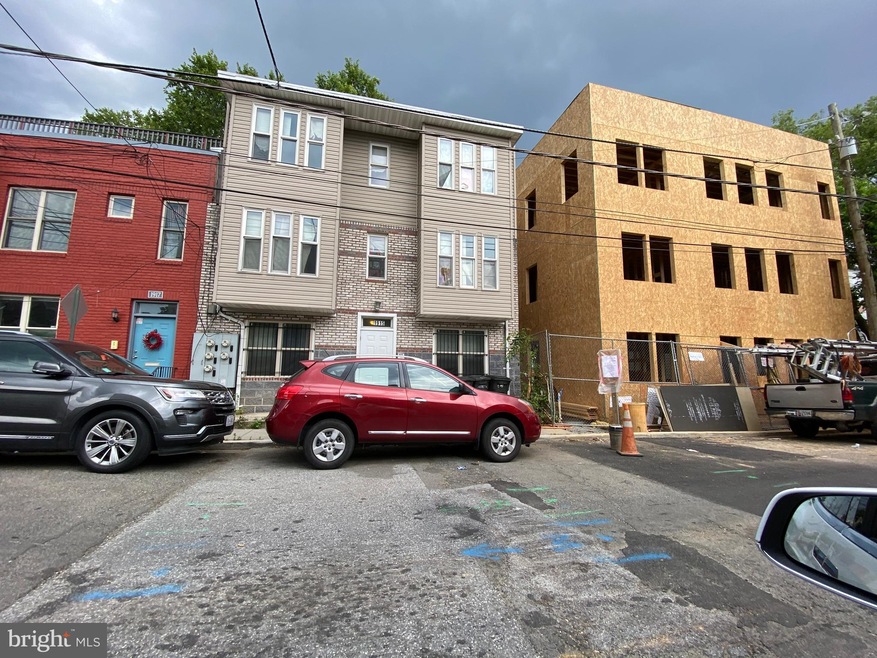 1915 Capitol Ave NE, Washington, DC 20002 - photo 1
