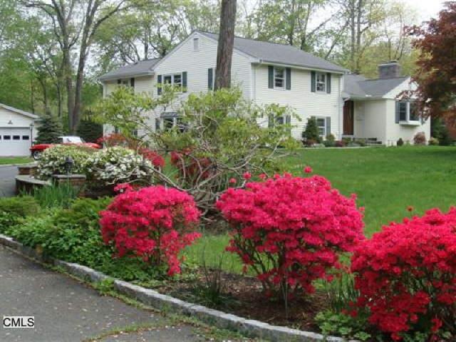 186 Berrian Rd, Stamford, CT 06905 - photo 1