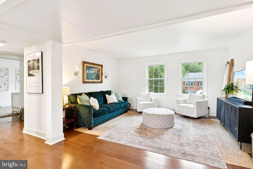 6625 10th St unit C2, Alexandria, VA 22307 - photo 1