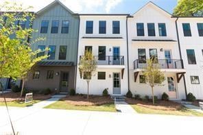 For Sale $425,000 • Co-Listing Agent