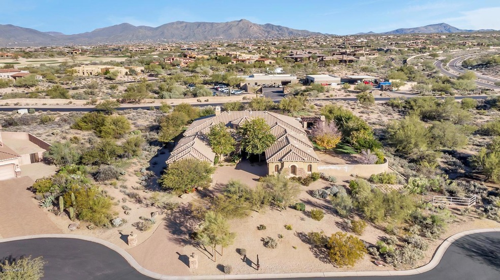10766 E Cetona Cir-large-001-005-Aerial