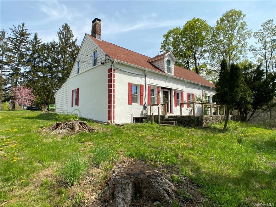 8 Degarmo Hills Rd, Wappingers Falls, NY 12590 - photo 1