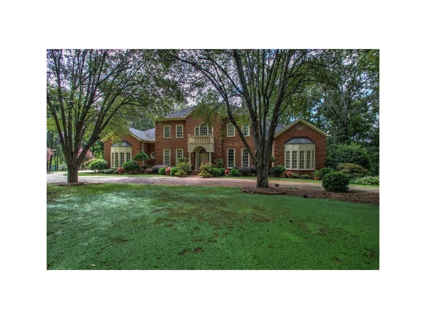 335 Lake Vista Ln, Commerce, GA 30529 - photo 1