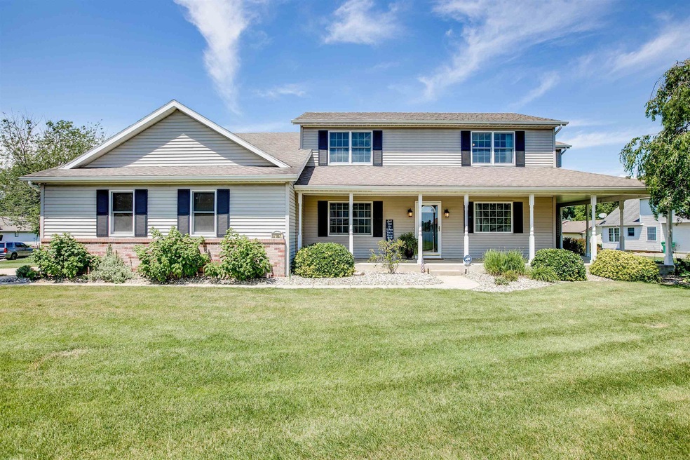 57167 Pine View Dr, South Bend, IN 46619 - photo 1