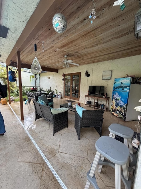 16319 E Cheltenham Dr, Loxahatchee, FL 33470 - photo 1