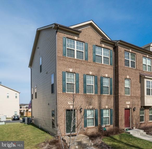 15985 Marsh Place, Haymarket, VA 20169 - photo 1