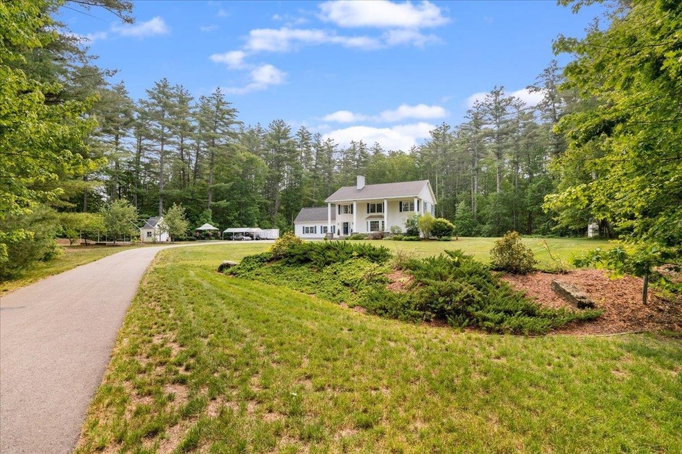 46 Sebbins Pond Dr, Bedford, NH 03110 - photo 1